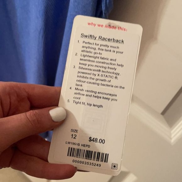 Lululemon tank - Picture 3 of 3